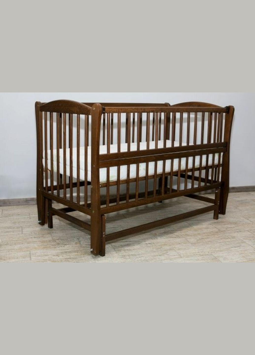 Детская кроватка Радуга без ящика, орех () Дубок 9800-DVs-04 (346999102)