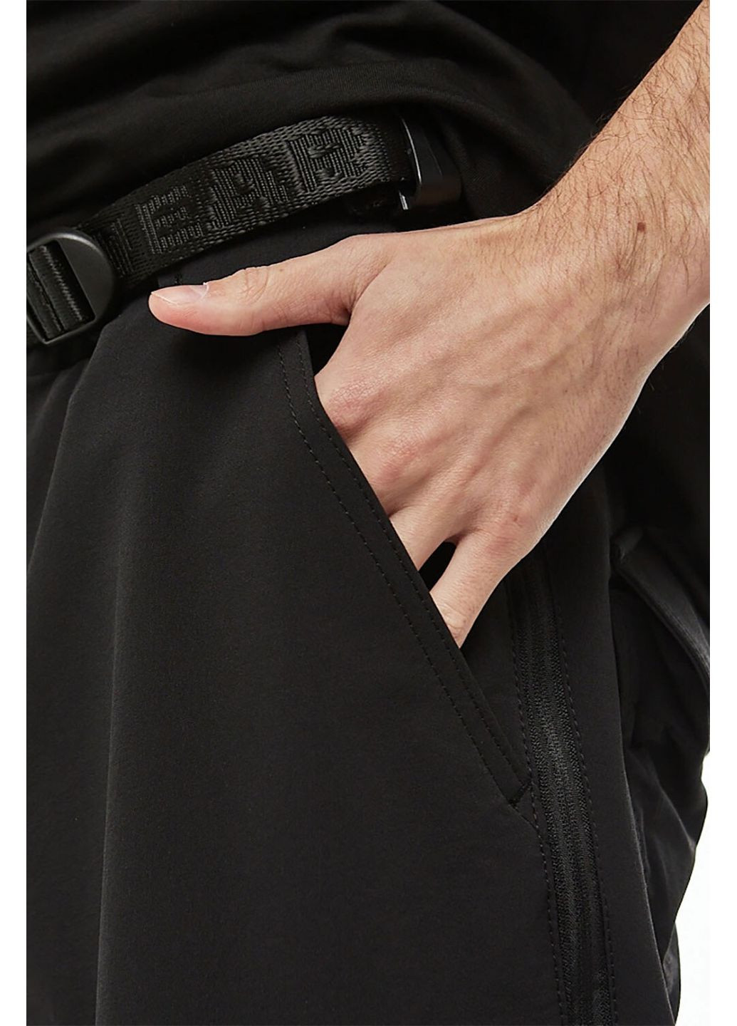 Черные демисезонные брюки ТУР