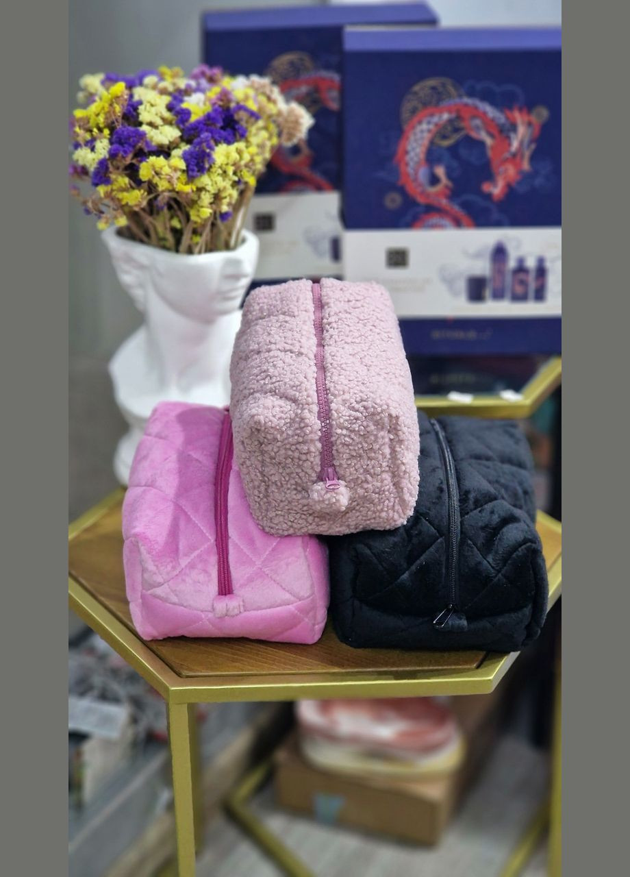 Плюшева велюрова косметичка колір - рожева Pink 22х17х8 см No Brand (330762457)