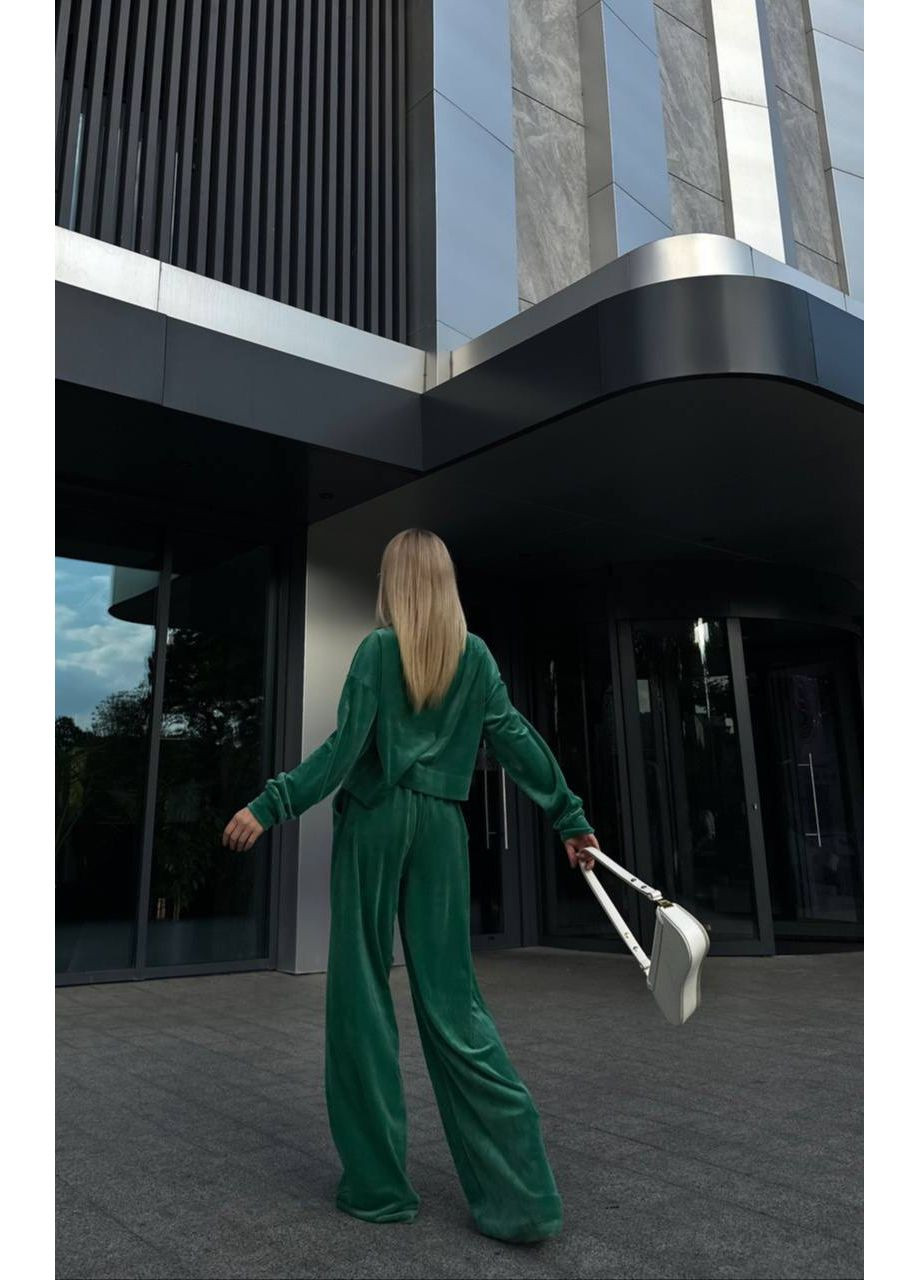 Жіночий спортивний костюм велюр для прогулянок та активного відпочинку комфортний New Trend (304647083)