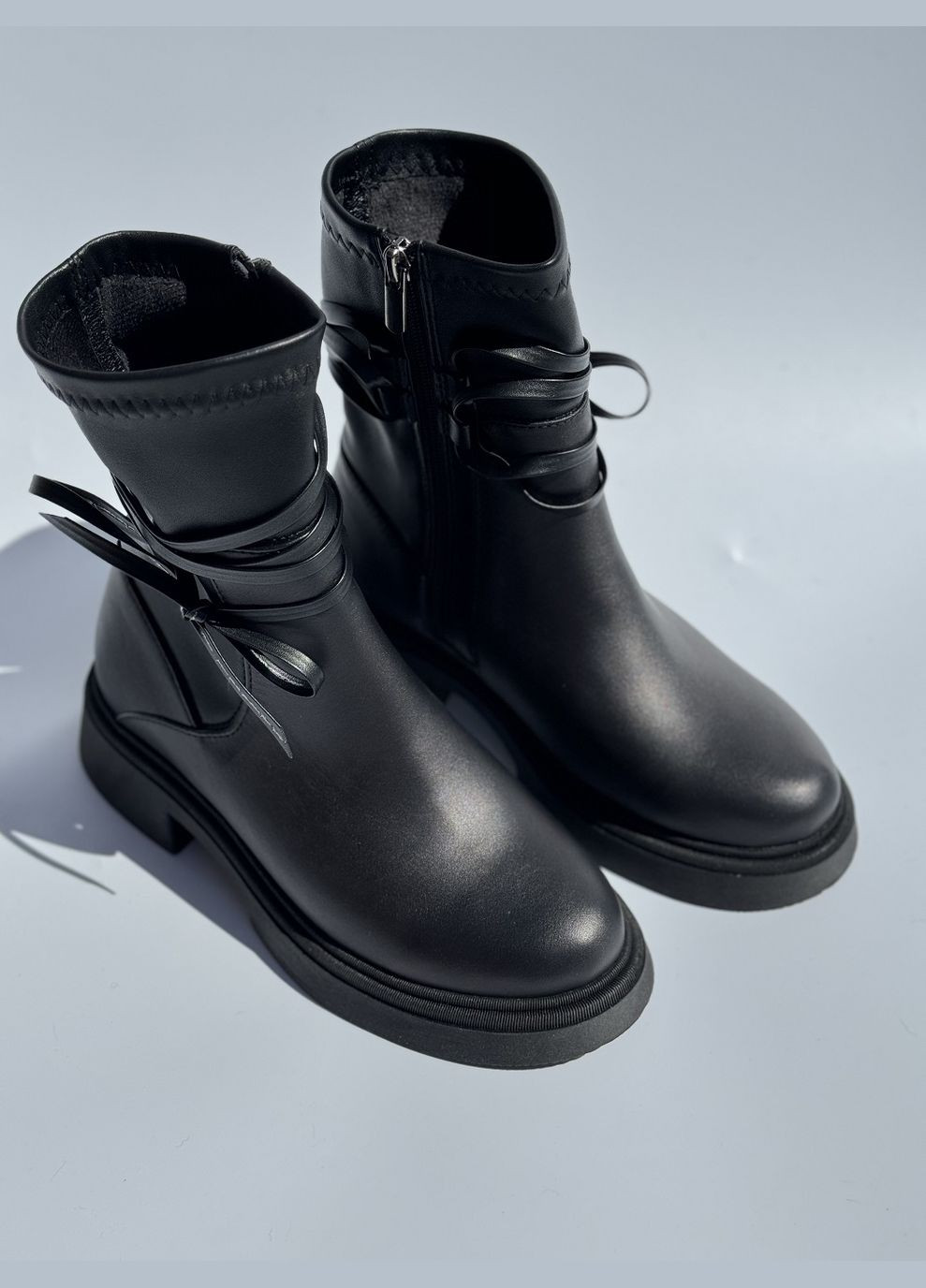 Зимние ботинки Ilona со шнуровкой