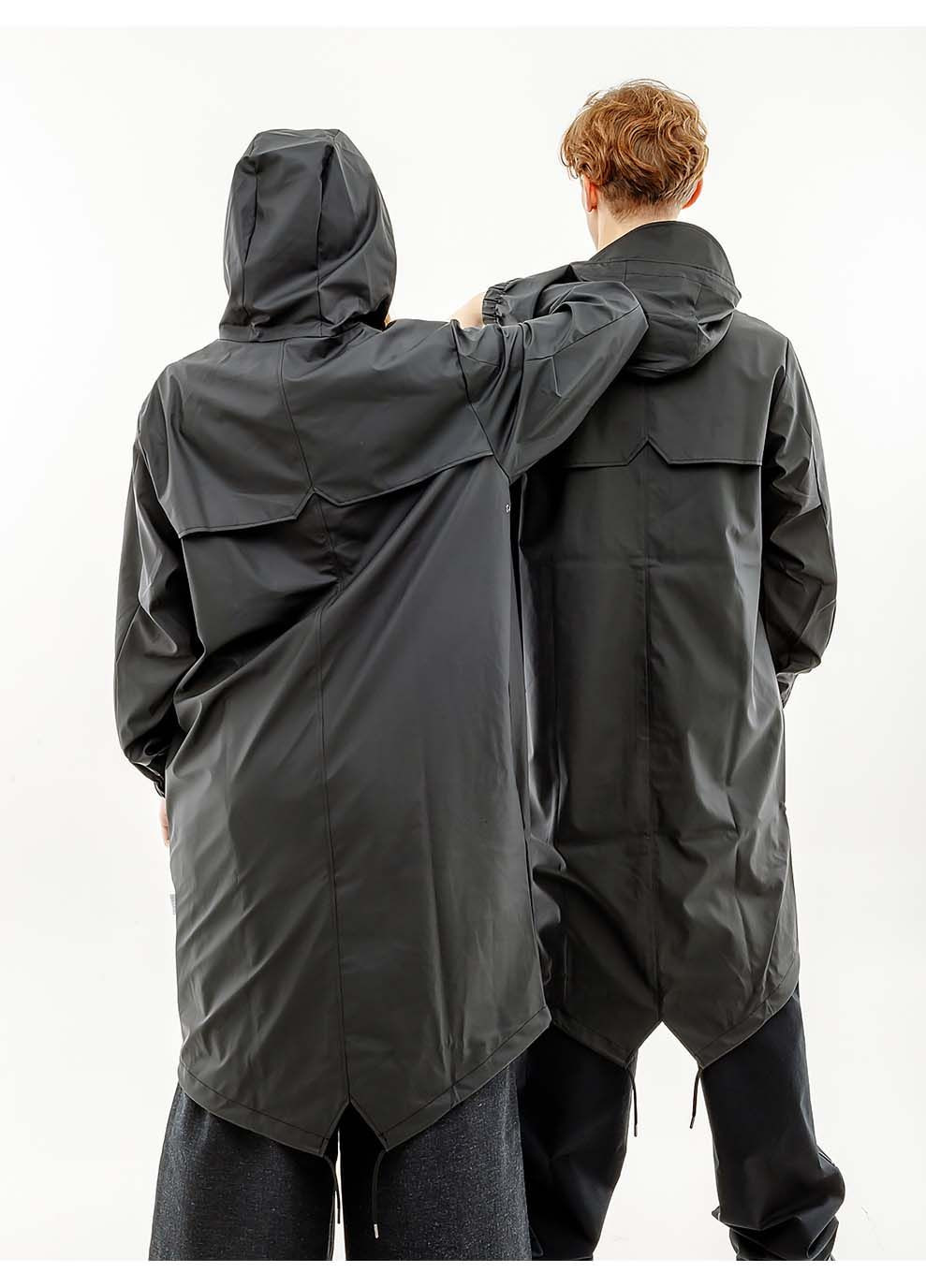 Черная зимняя мужская куртка jackets черный Rains