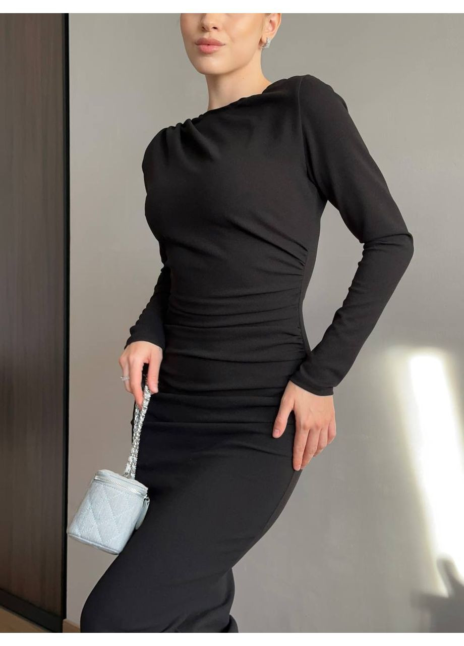 Черное кэжуал силуэтное платье с длинным рукавом силуэтная Adelante однотонное