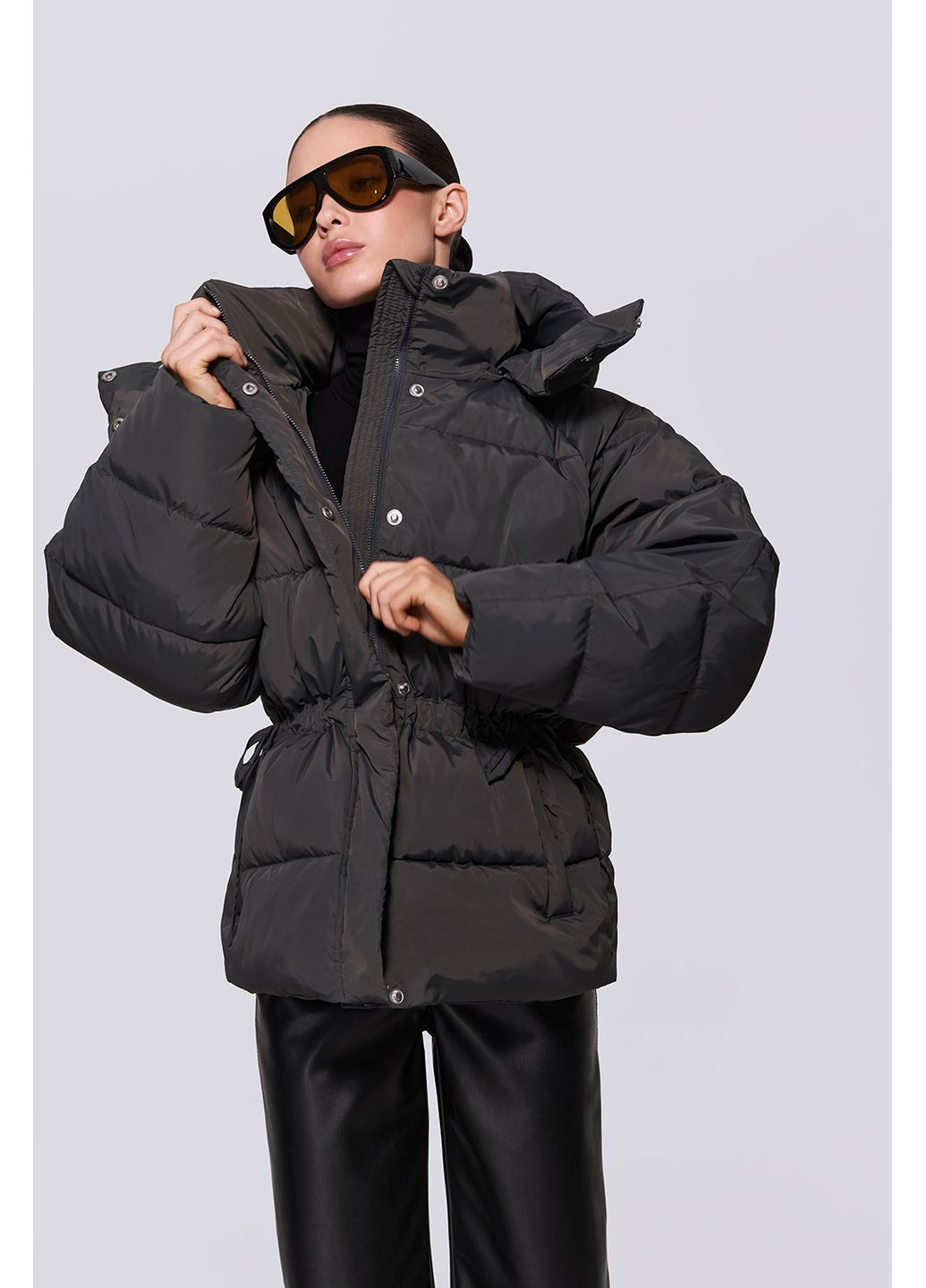 Графітова демісезонна куртка із зав'язками на талії 875 Papaya