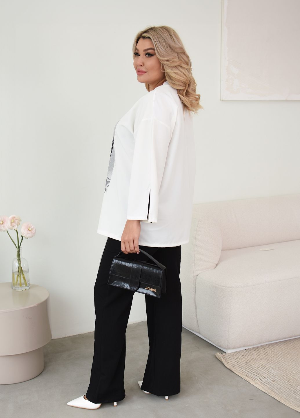 Костюм жіночий зі стразами No Brand (322888453)