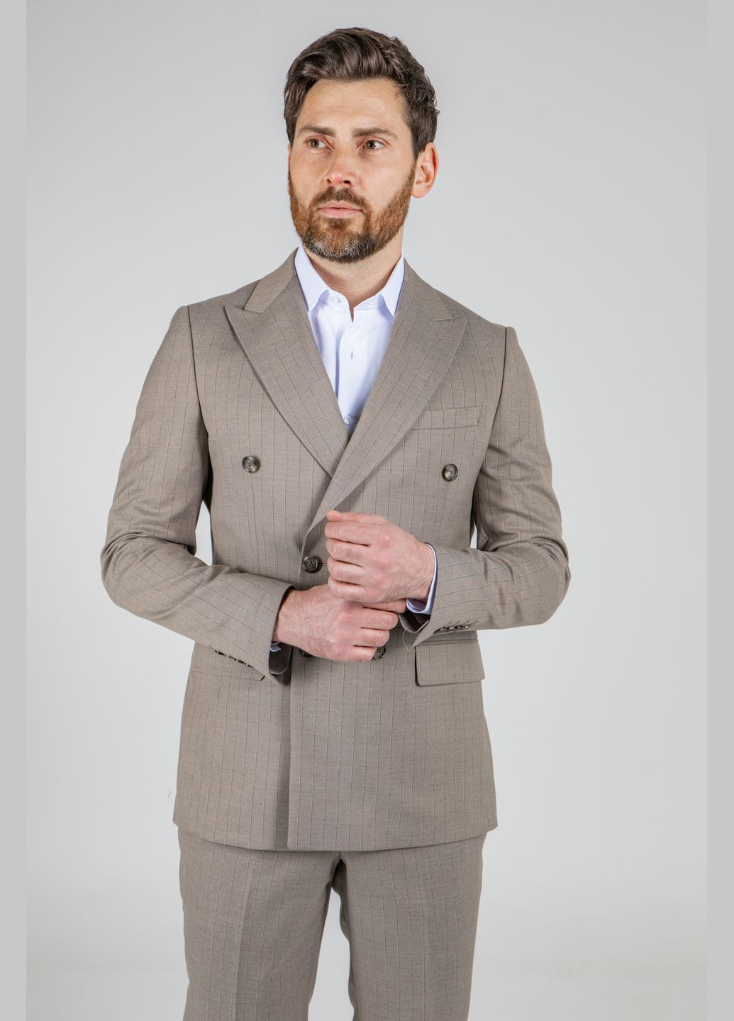 Бежевый демисезонный костюм NAVI