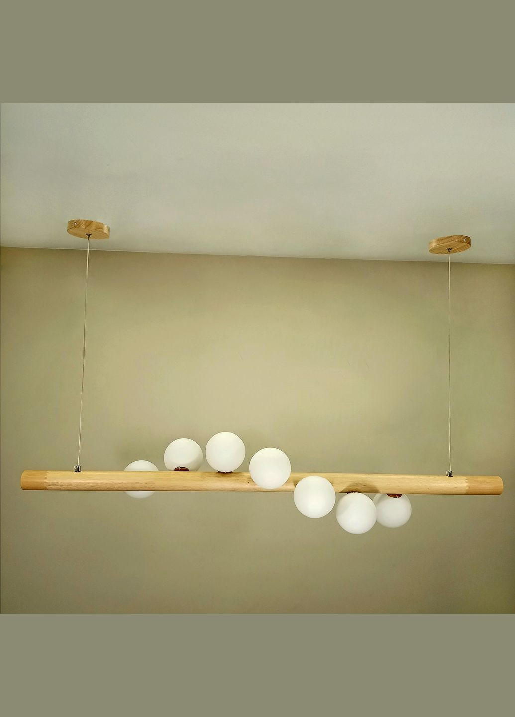 Деревянная люстра планка с белыми шарами на 7 ламп "Wood" (52-9783-7) No Brand (370070136)