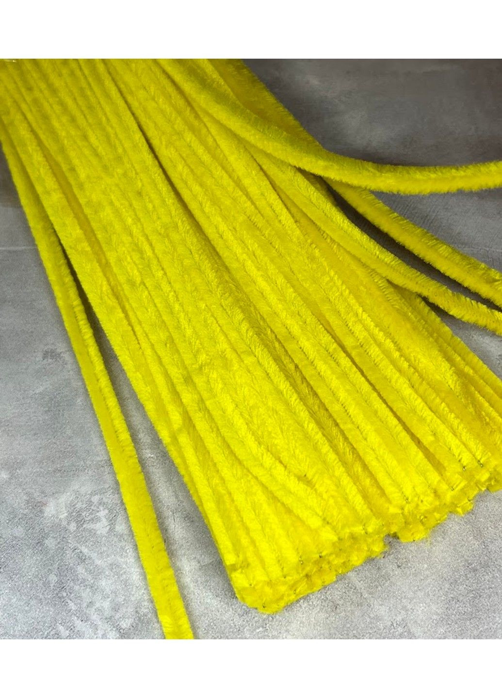 Синельний дріт (Пухнастий дріт), довжина 30 см, колір- жовтий, 10 шт. No Brand (303138609)