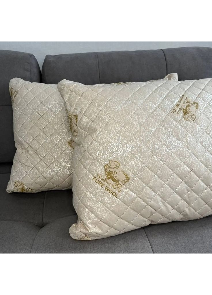 Подушка стеганая из натуральной овчины Pure Wool 21509 70х50 см бежевая Leri Max (365689006)