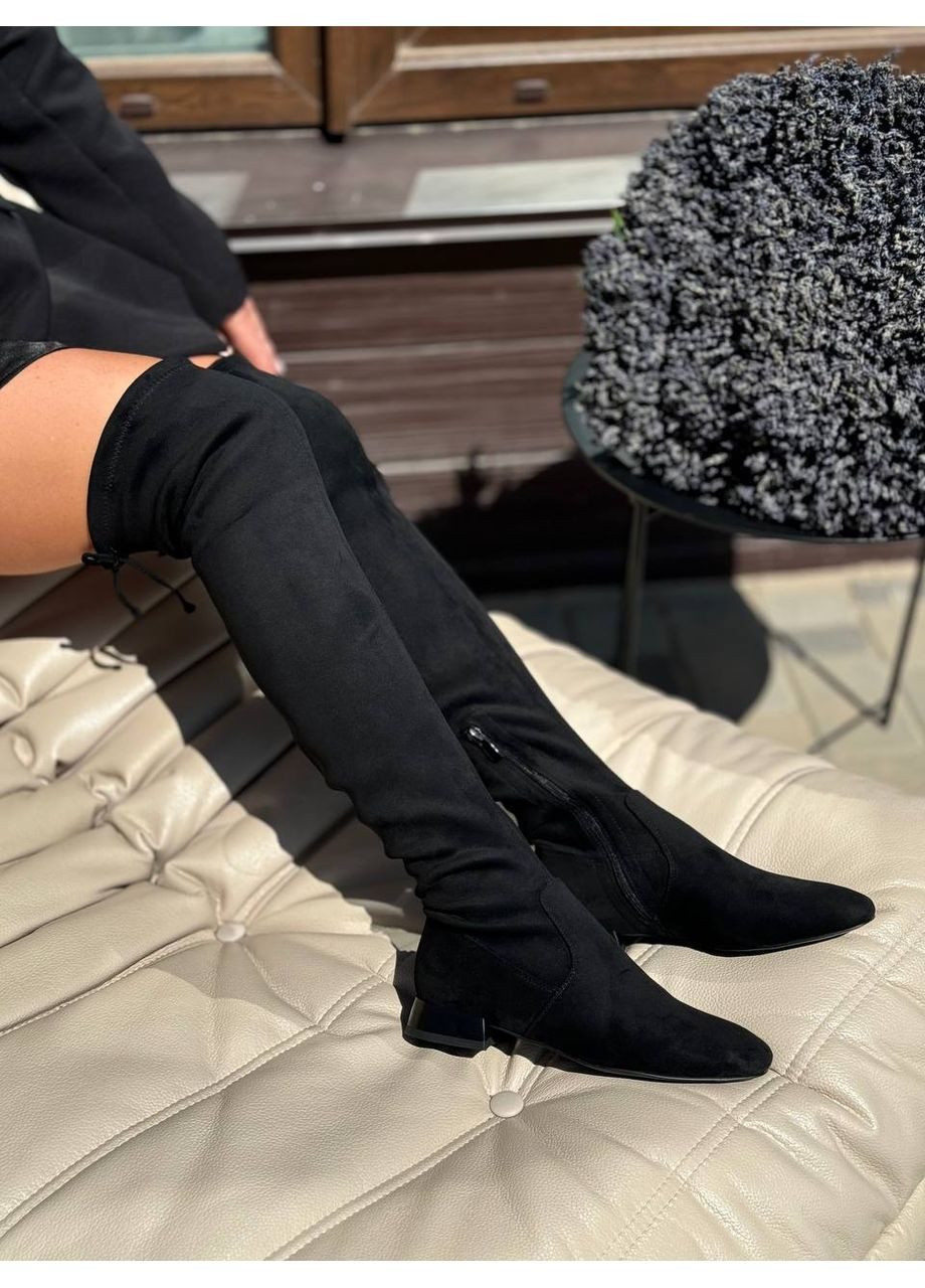 Черные осенние эффектные женские ботфорты No Brand