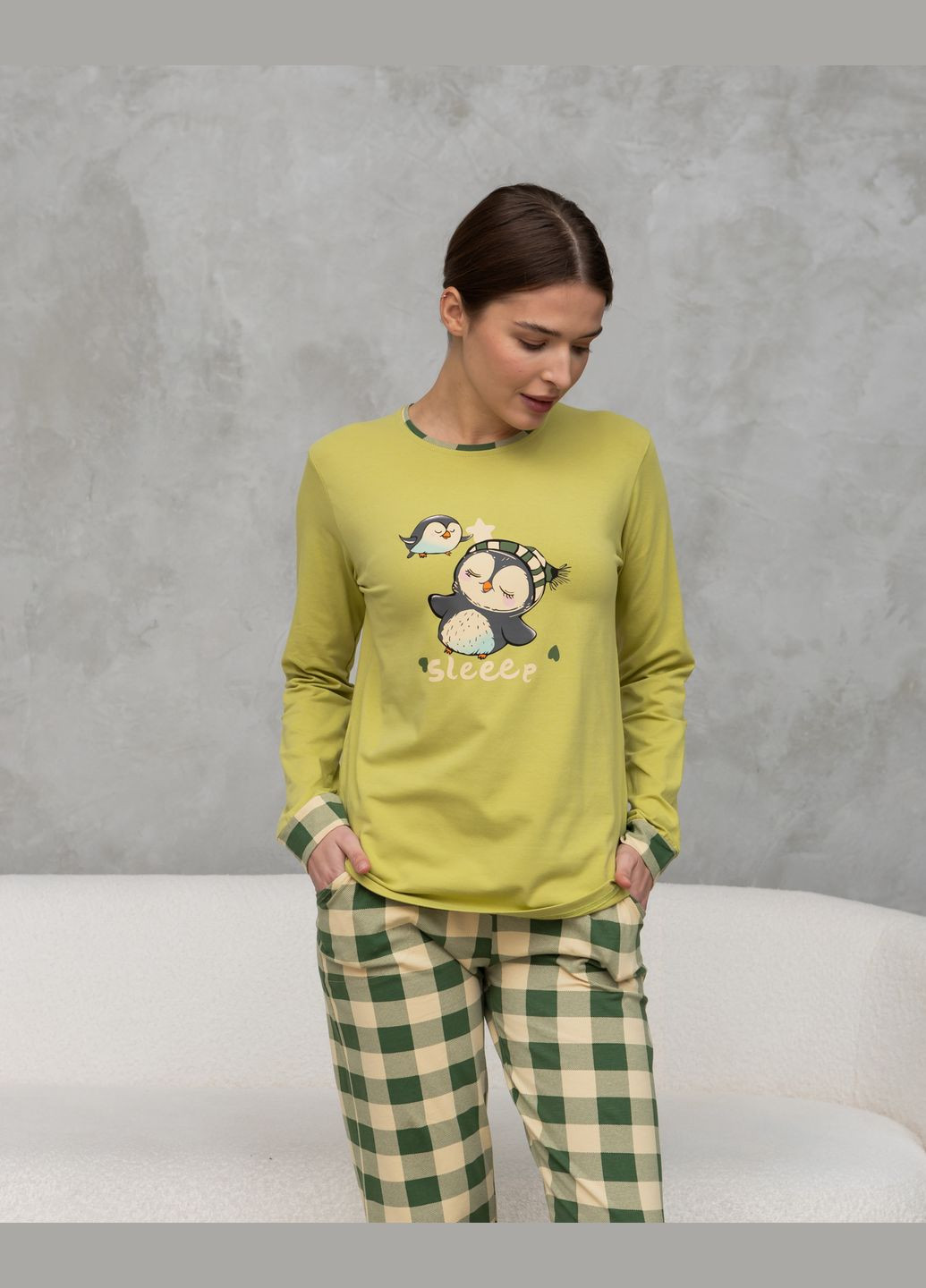 Салатовая всесезон пижама женская кофта со штанами трикотажная пингвин размер s, m, l, xl кофта + брюки Nicoletta Піжама