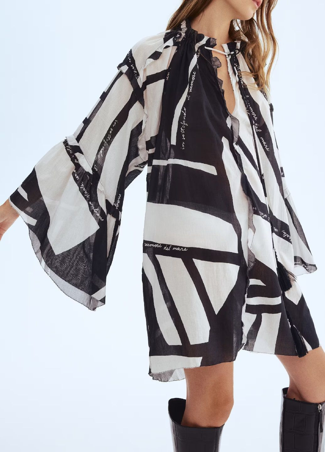 Чорно-білий сукня H&M з геометричним візерунком