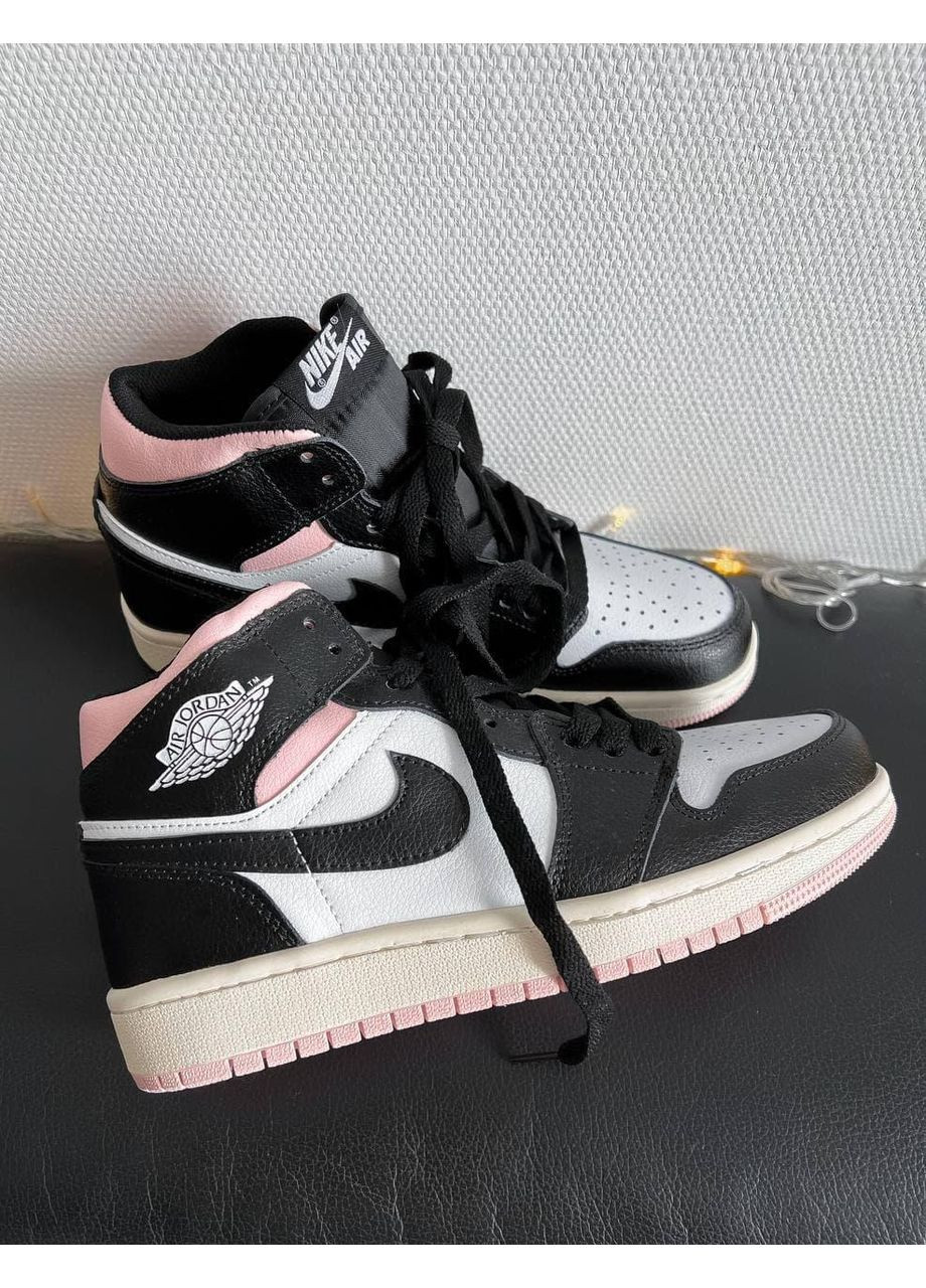 КРОСІВКИ ЖІНОЧІ NIKE AIR JORDAN 1 RETRO BLACK WHITE PINK НАЙК АІР ДЖОРДАН No Brand рожеві демісезони (367169783)