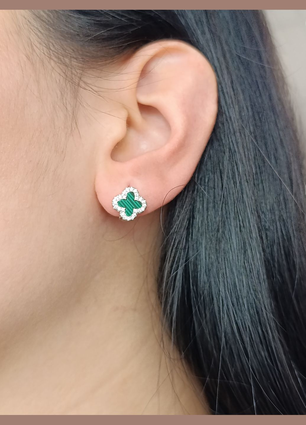 Серьги серебряные с малахитом и цирконием "Клевер" (Арт.22311494134) No Brand Сережки (329909965)