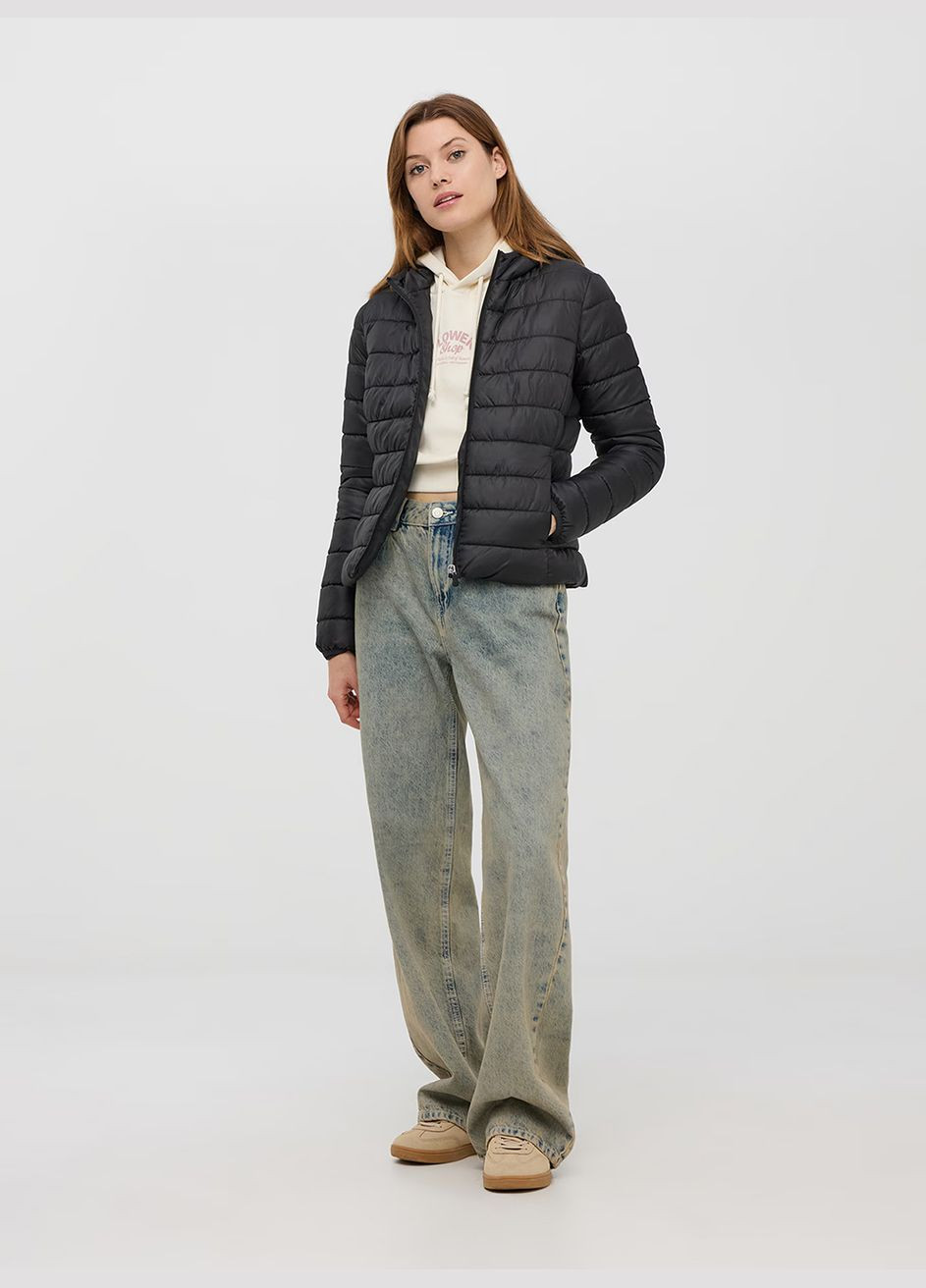 Чорна демісезонна куртка жін Terranova