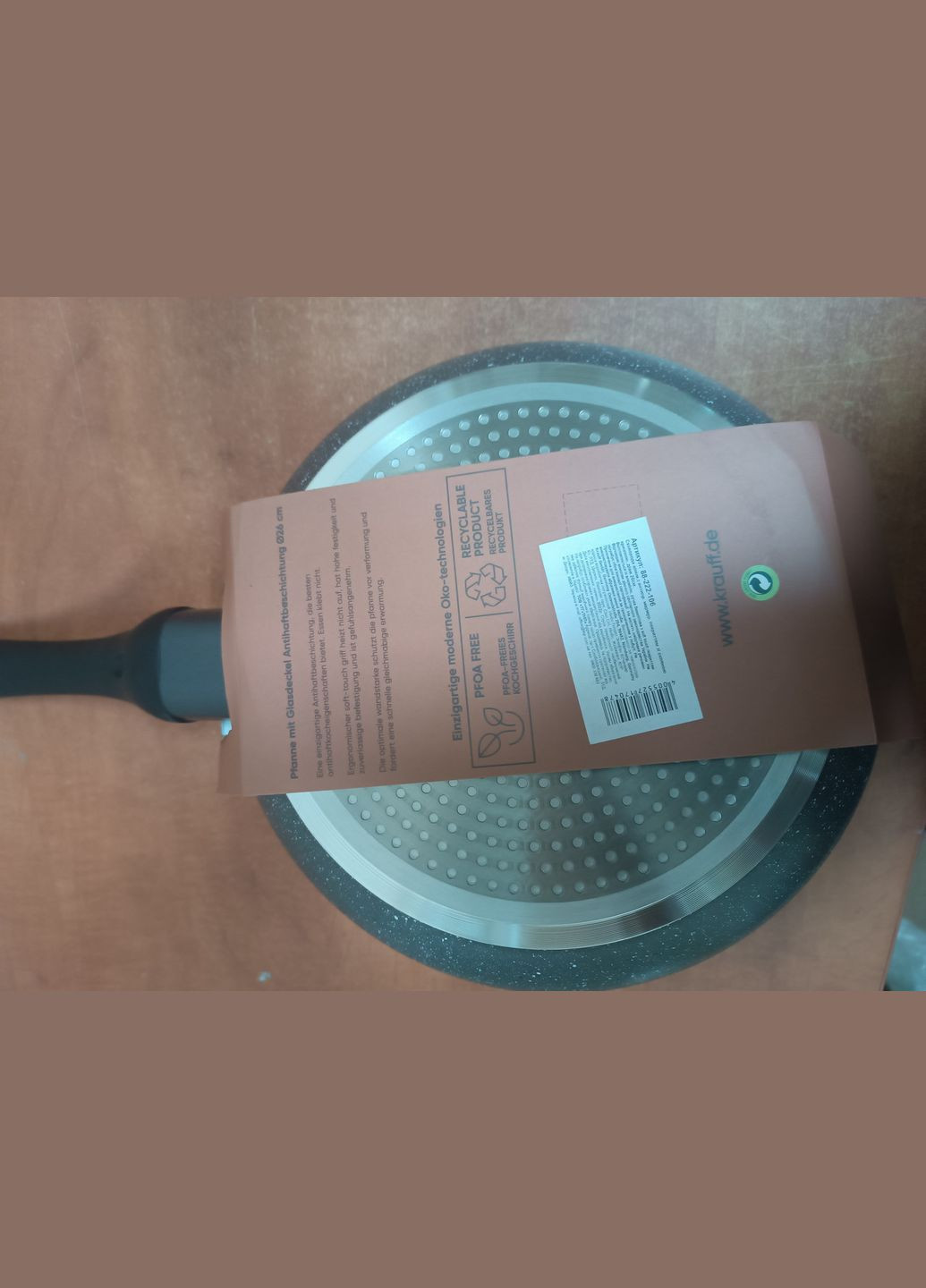 Сковорода с антипригарным покрытием и стеклянной крышкой 26 см (88-222-106) Krauff (334006510)