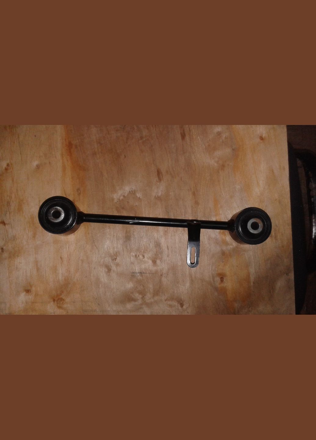 Тяга зад. продольная верх. прав. LC150 Toyota (360503488)