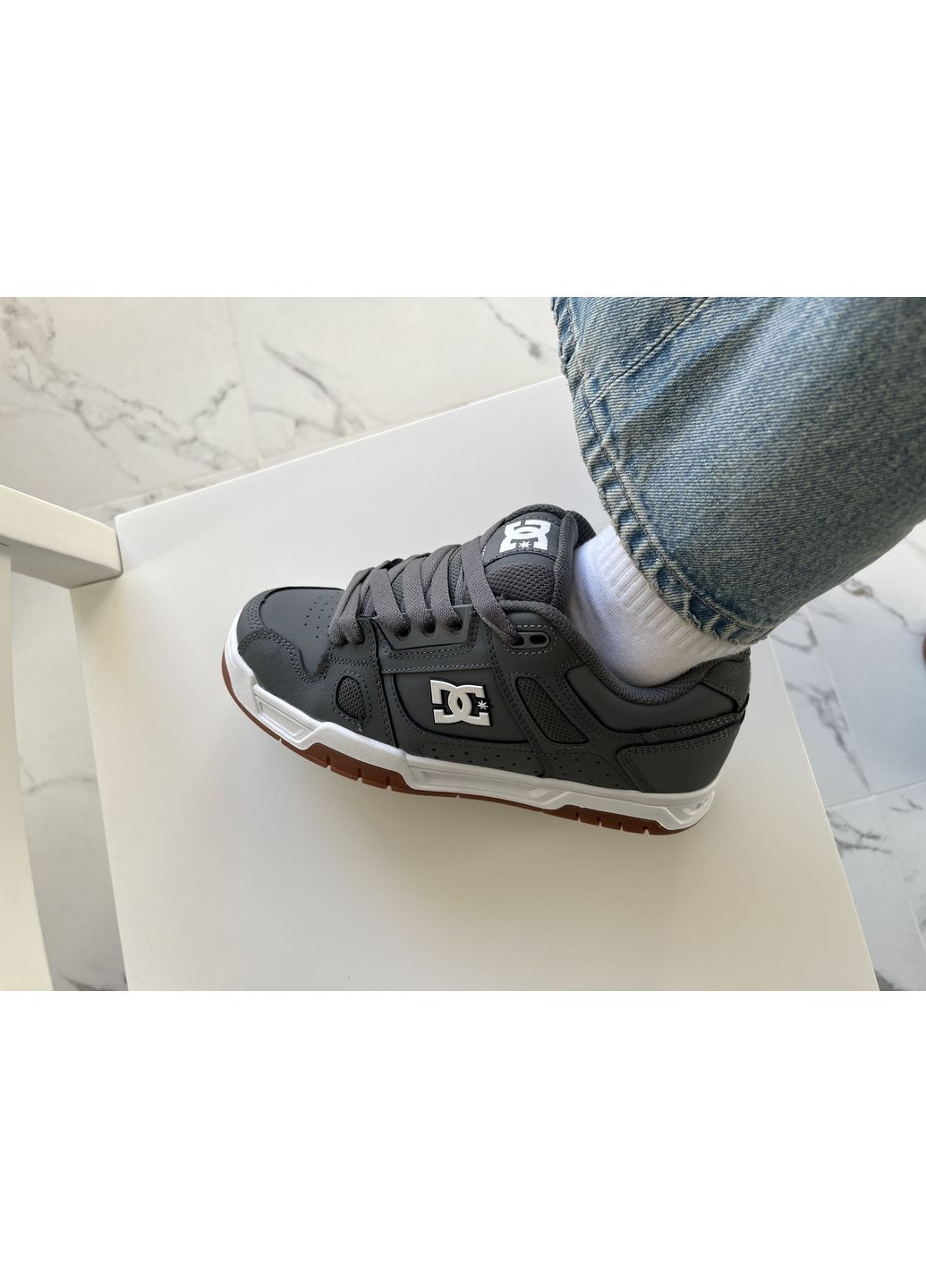 Кроссовки dc shoes stag grey No Brand серые (361260029)