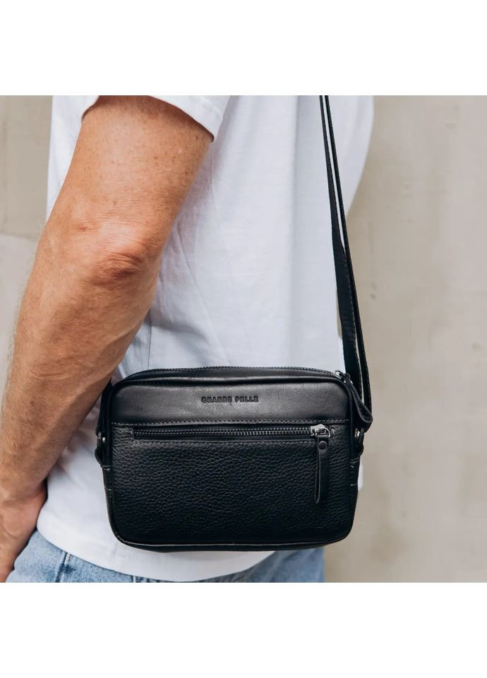 Сумка через плечо компактная вертикальная 736710 Urban Classic Grande Pelle (358498150)