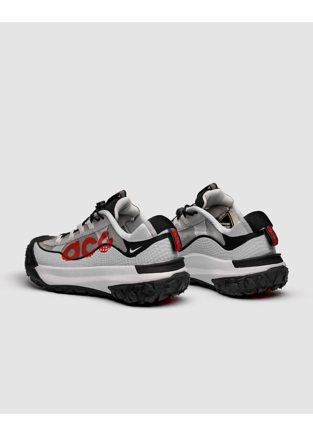 Сірі кросівки чоловічі nike acg mountain fly 2 low grey/red найк асж маунс флай сірі демісезон No Brand