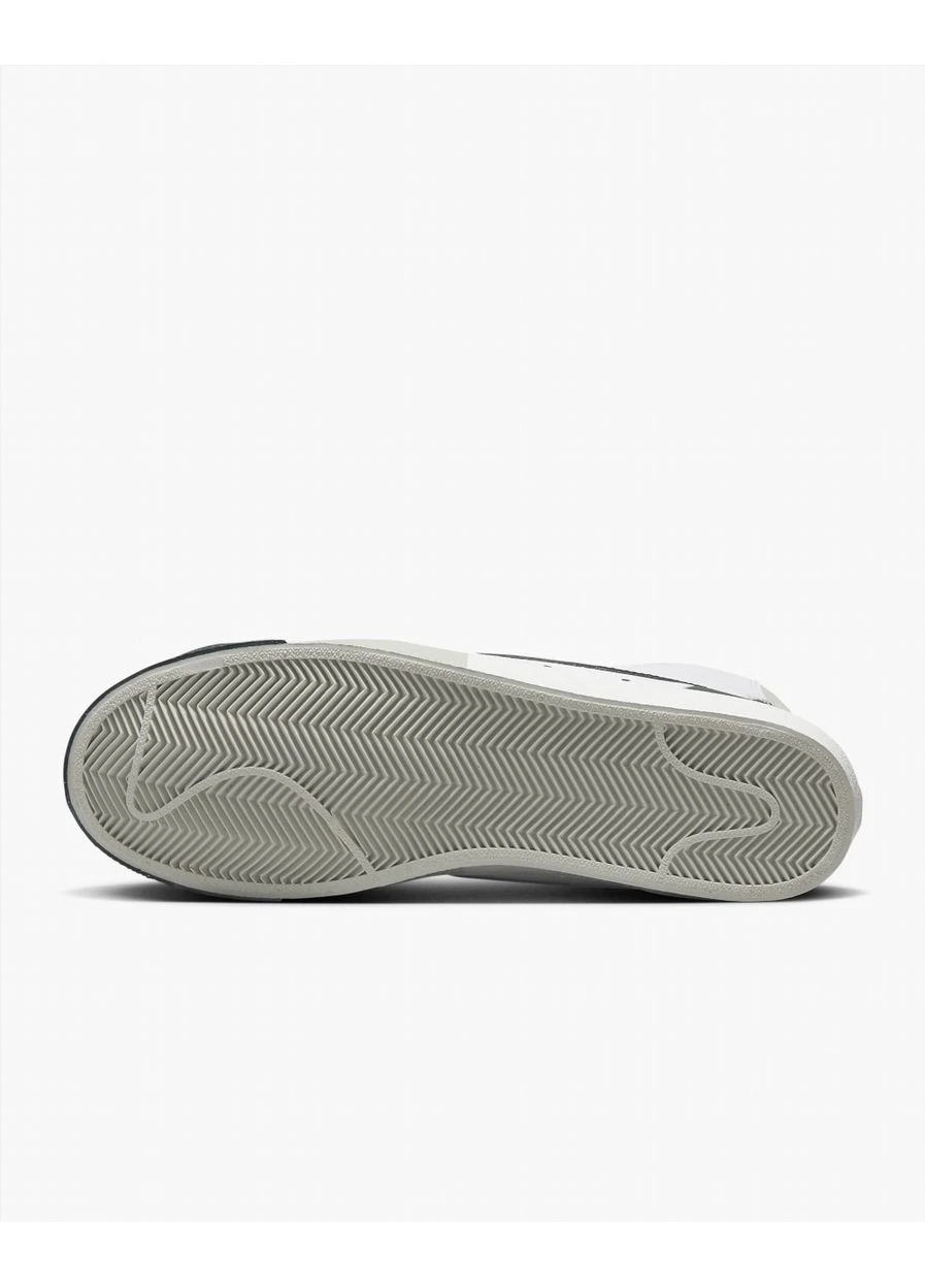 Белые демисезонные кроссовки blazer mid 77 premium shoes white fb8889-100 Nike
