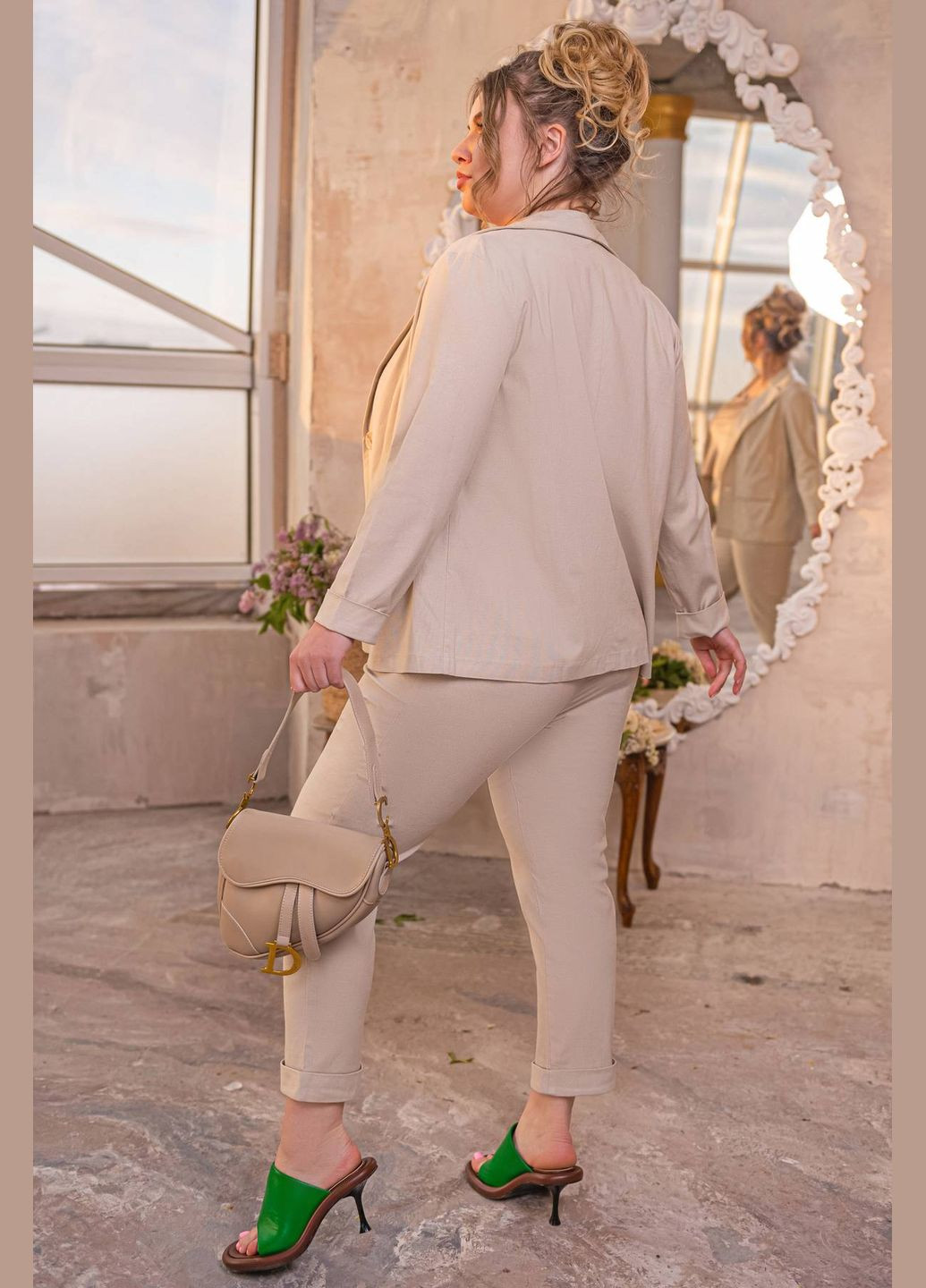 Бежевый женский льняной жакет файна бежевый 58 Tatiana - летний