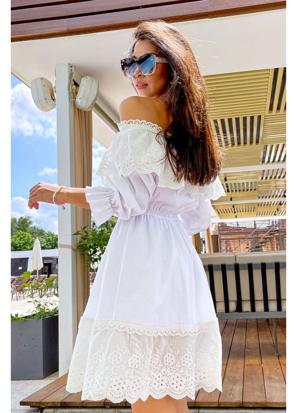 Білий сукня 1773.4762 Seventeen