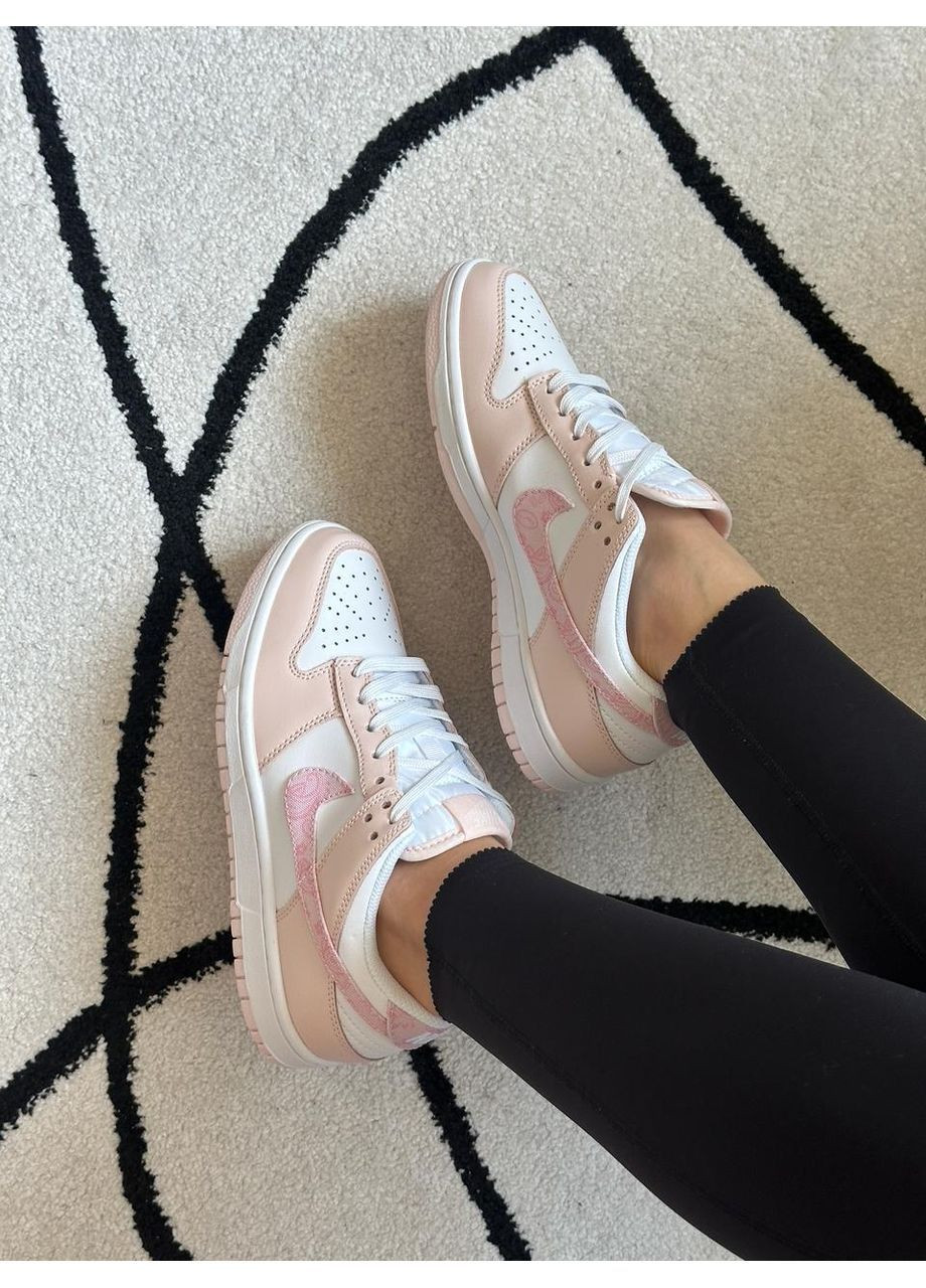 Кроссовки женские Nike Pink Paisley No Brand SB Dunk Low белые демисезоны (368870512)