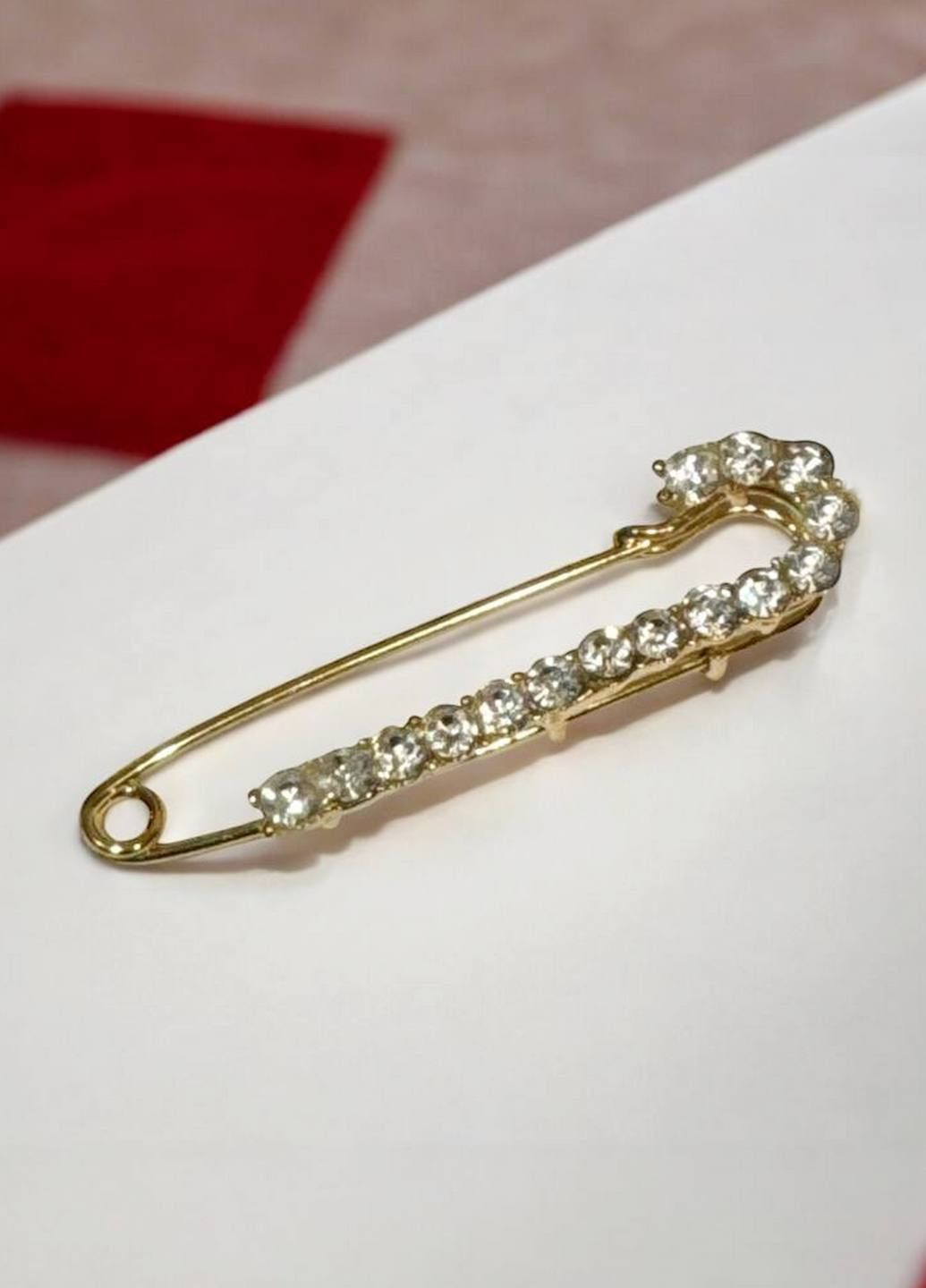 Брошка-булавка Adele (315440999)