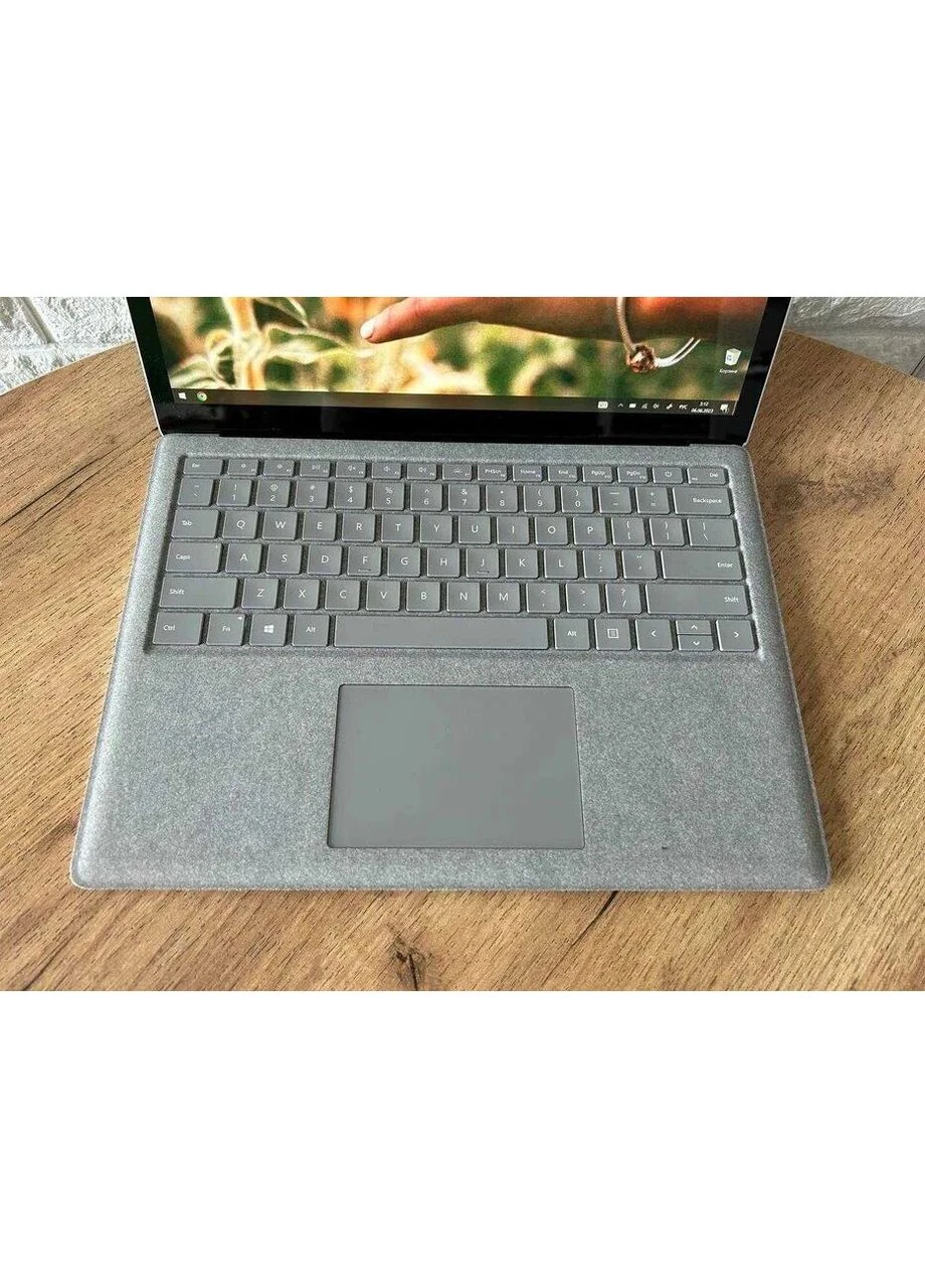 Ультрабук Surface Laptop 2 / 13.5" (2256x1504) IPS Touch / intel Core i5-8350U (4 (8) ядра по 1.7 - 3.6 GHz) / 8 GB DDR3 / 256 Microsoft (398130570)