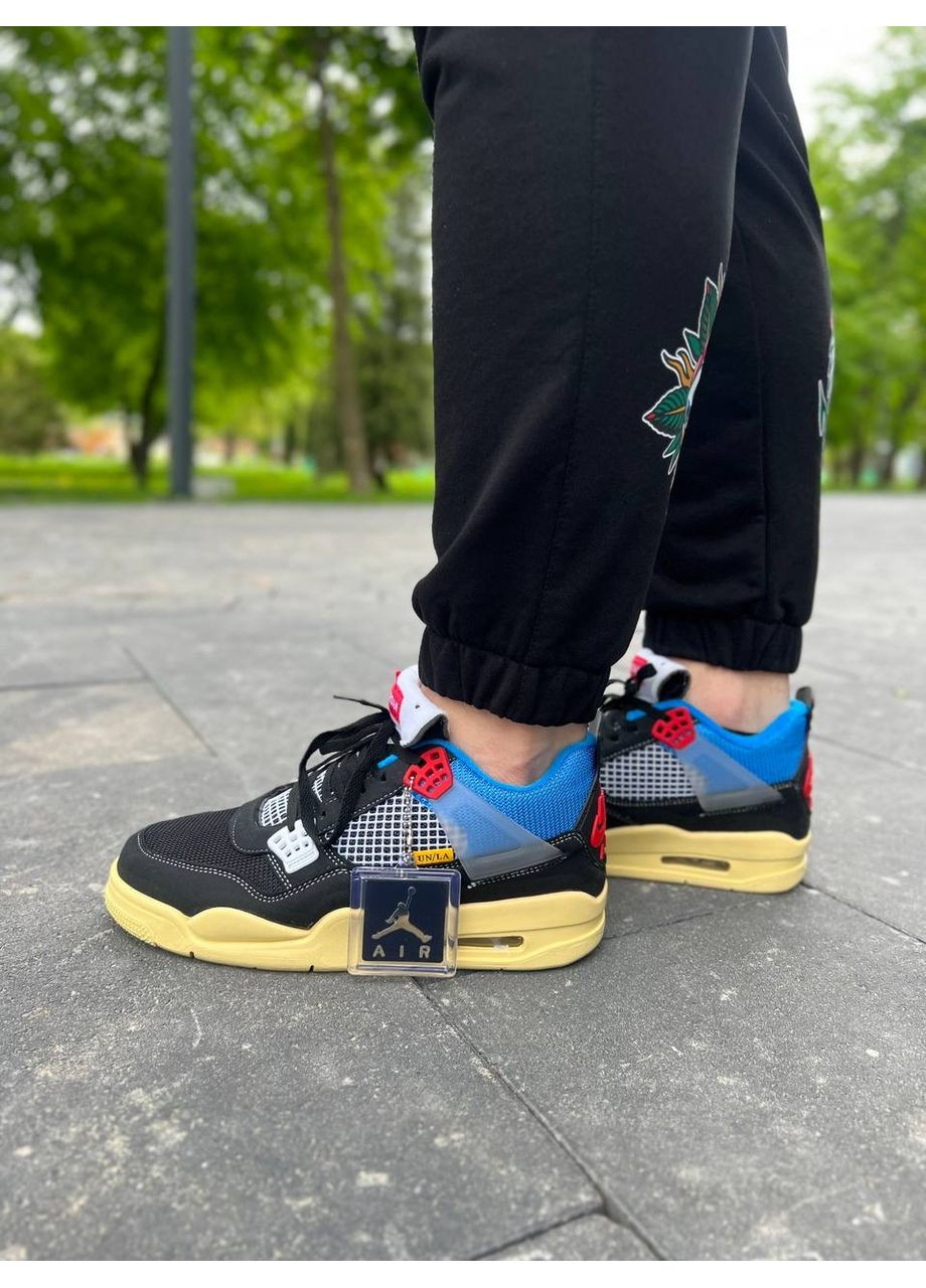 Цветные демисезонные кроссовки мужские nike air jordan 4 off noir найк аир джордан No Brand