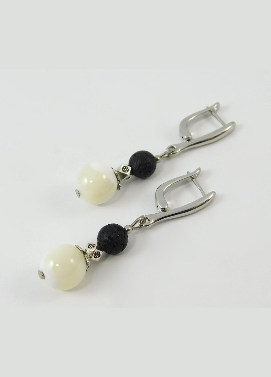 Серьги "Шахматная королева" Перламутр, Лава Fursa fashion (322315570)