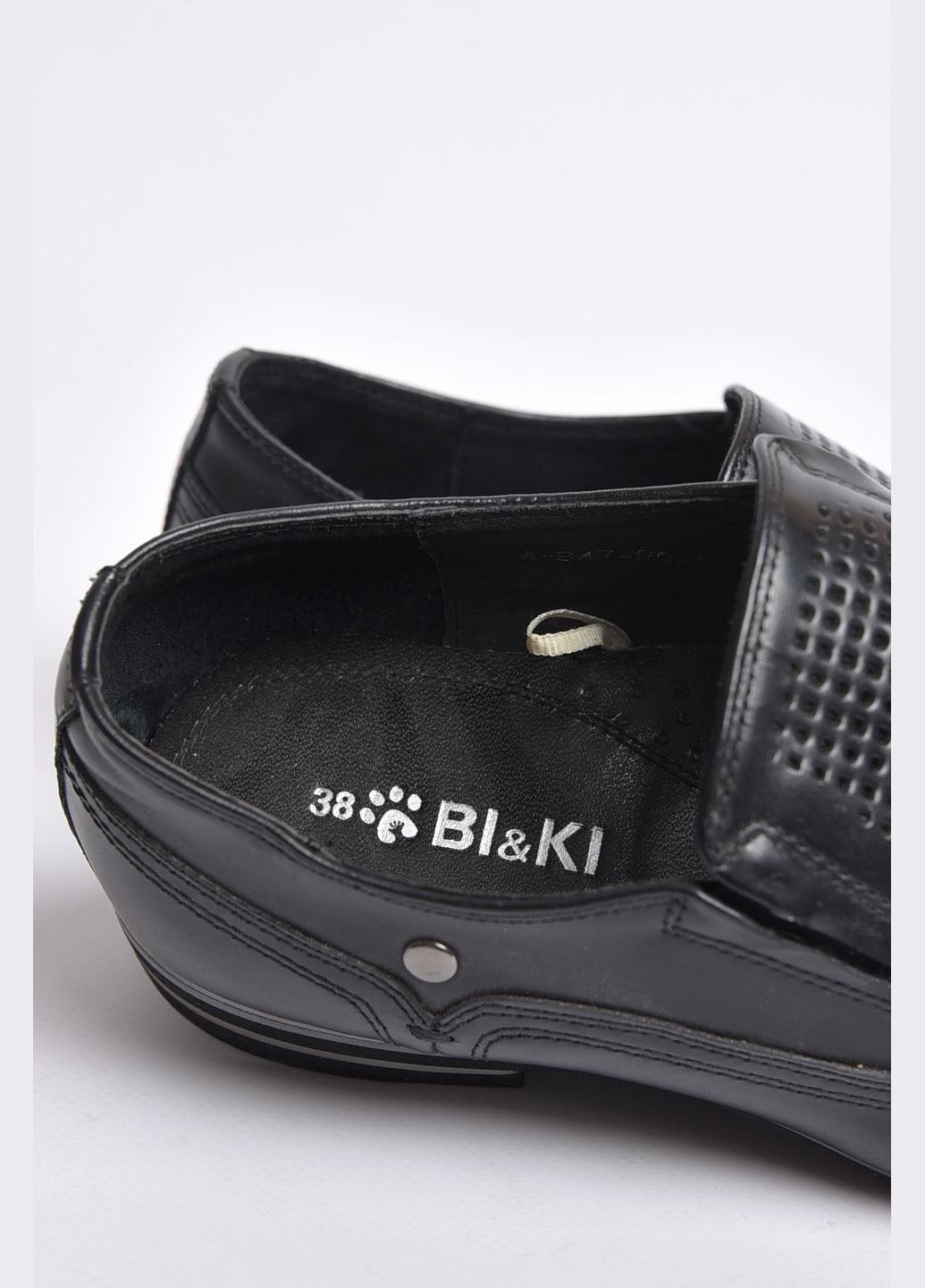 Туфлі підліткові для хлопчика чорного кольору Let's Shop (289843175)