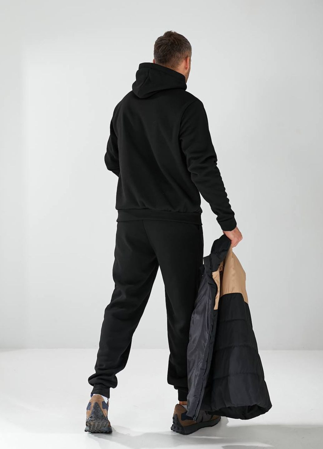 Чорний демісезонний костюм-трійка: худі, штани ат жилетка трійка Tik-Tak