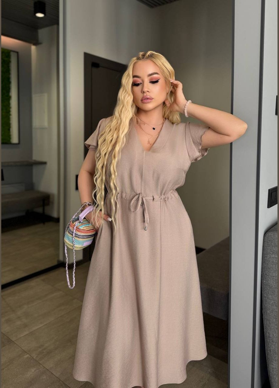 Бежевое платье No Brand