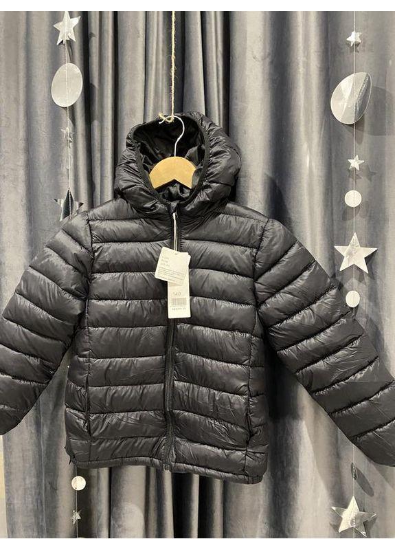 Черная демисезонная куртка для мальчика BabyStyle