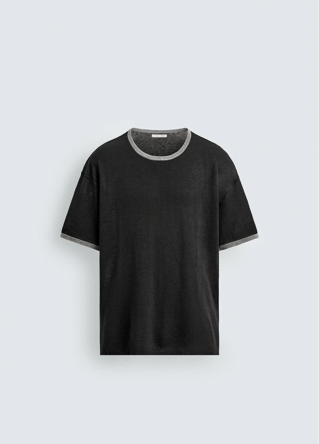 Черная футболка Zara
