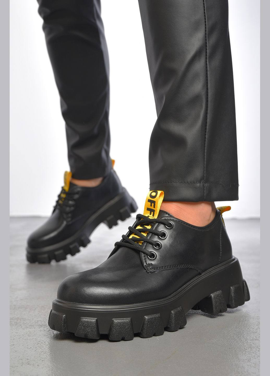 Let's Shop Лофери жіночі чорного кольору лофери чорний з штучне хутро, штучна шкіра, україна — демісезон (302661050)