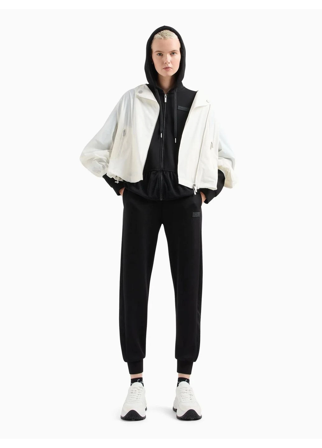 Джогери 8533215 QZ3518 Armani Exchange (381465866)
