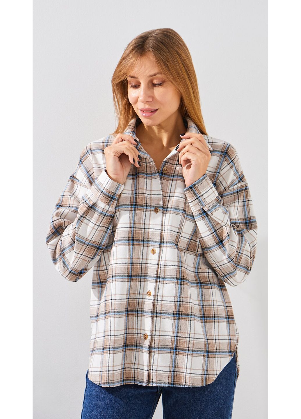 Светло-бежевая повседневный рубашка On me