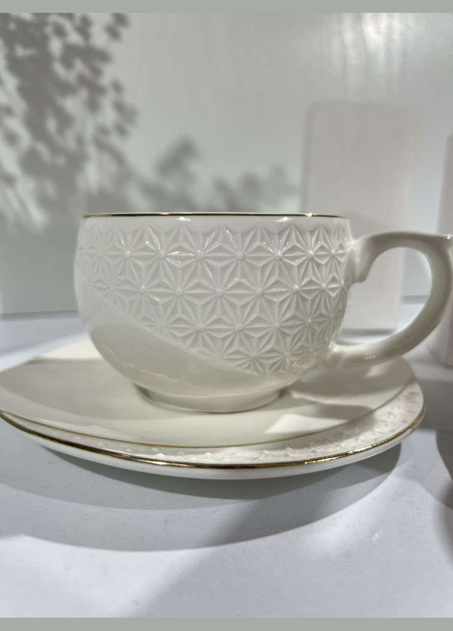 Чашка фарфоровая Снежная Королева белая 240 мл с блюдцем 508610-А Interos (337128869)