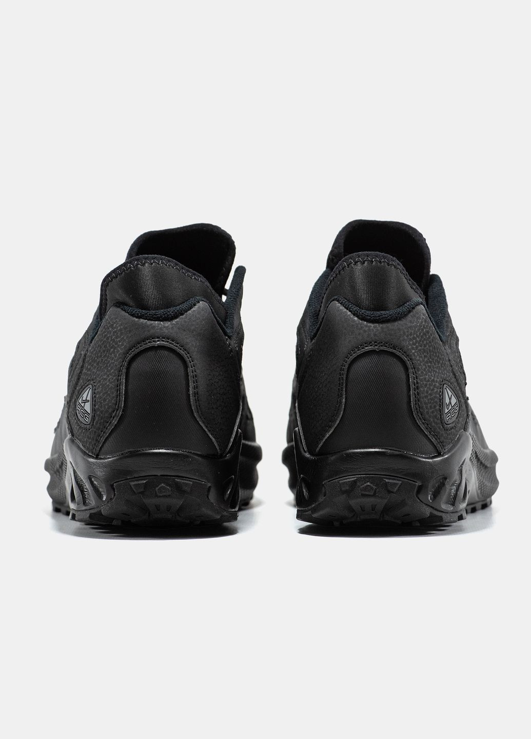 Черные демисезонные кроссовки мужские nike acg air exploraid black | найк ацг аир черные No Brand
