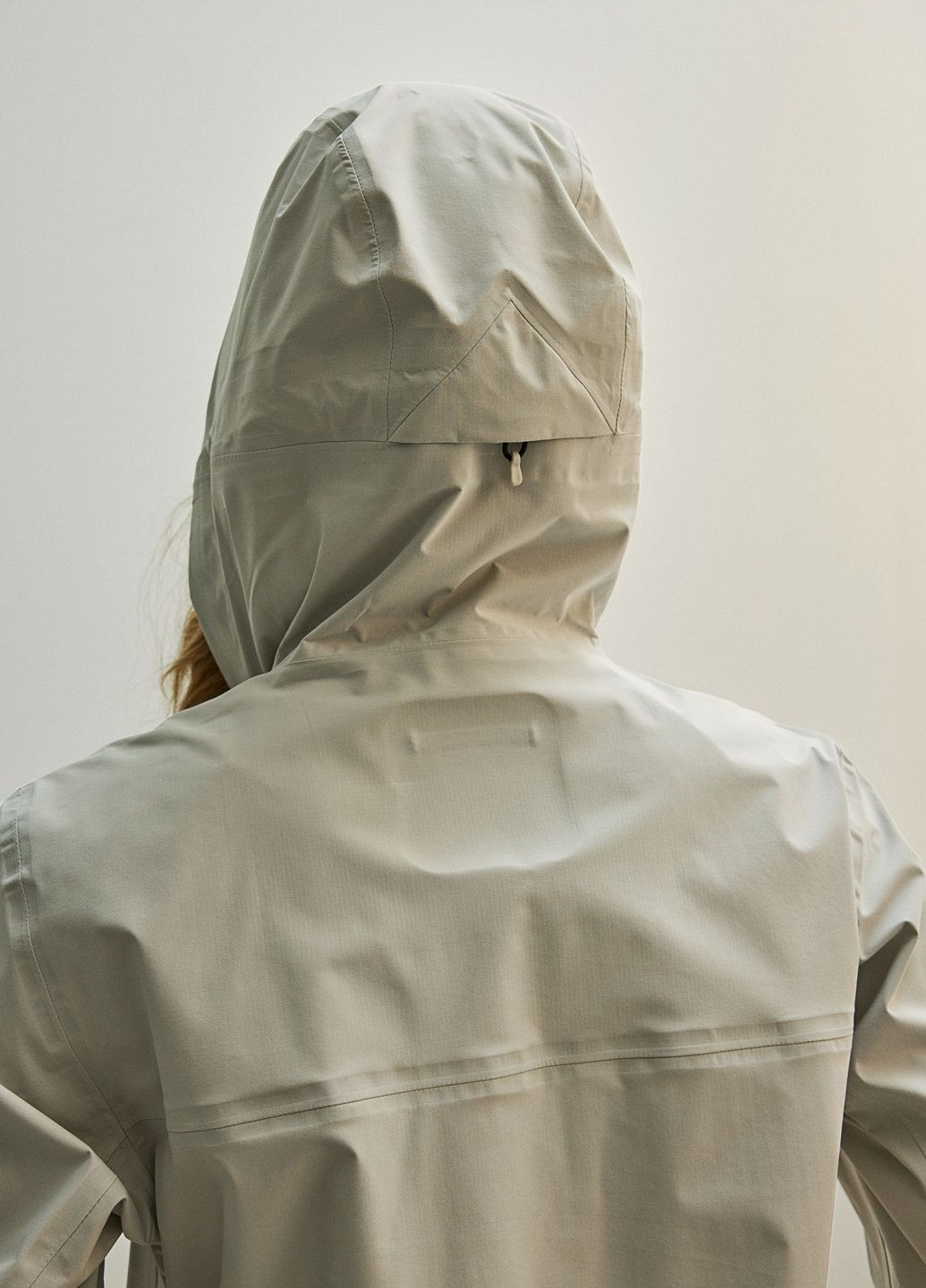 Светло-бежевая демисезонная куртка H&M