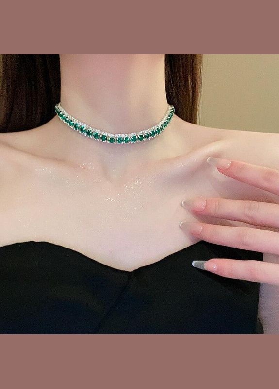 Комплект прикрас з зеленими каменями No Brand Жіночі прикраси (322074290)