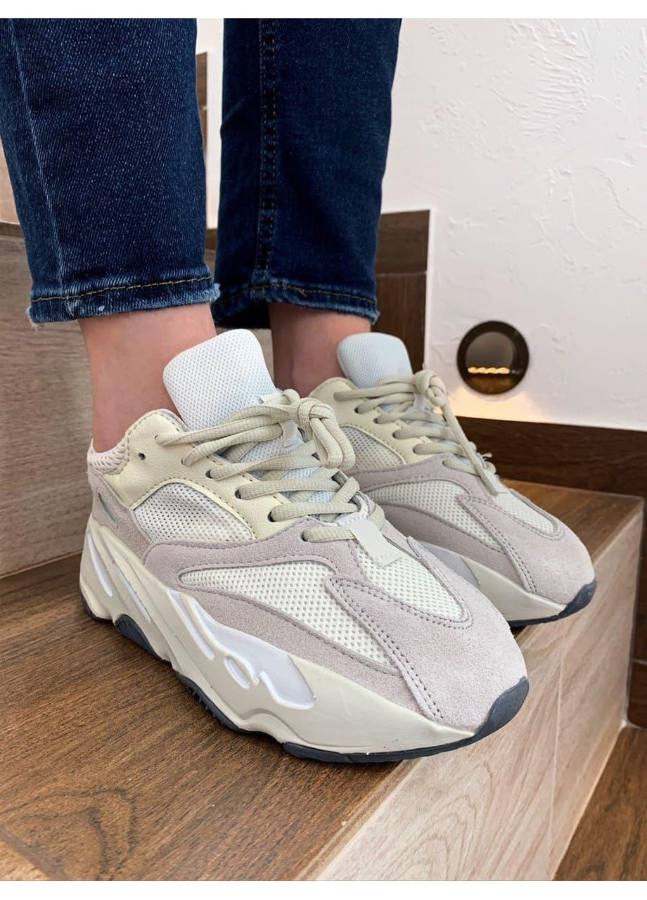 Бежеві Осінні кросівки чоловічі adidas yeezy boost 700 v1 analog адідас ізі буст No Brand