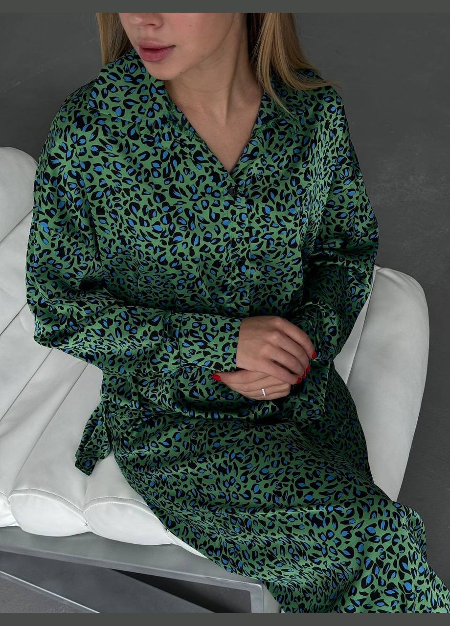 Красивый принтованный зеленый шёлковый костюм двойка (рубашка+штаны), приятный к телу костюм в принте No Brand 090-1 (292720883)