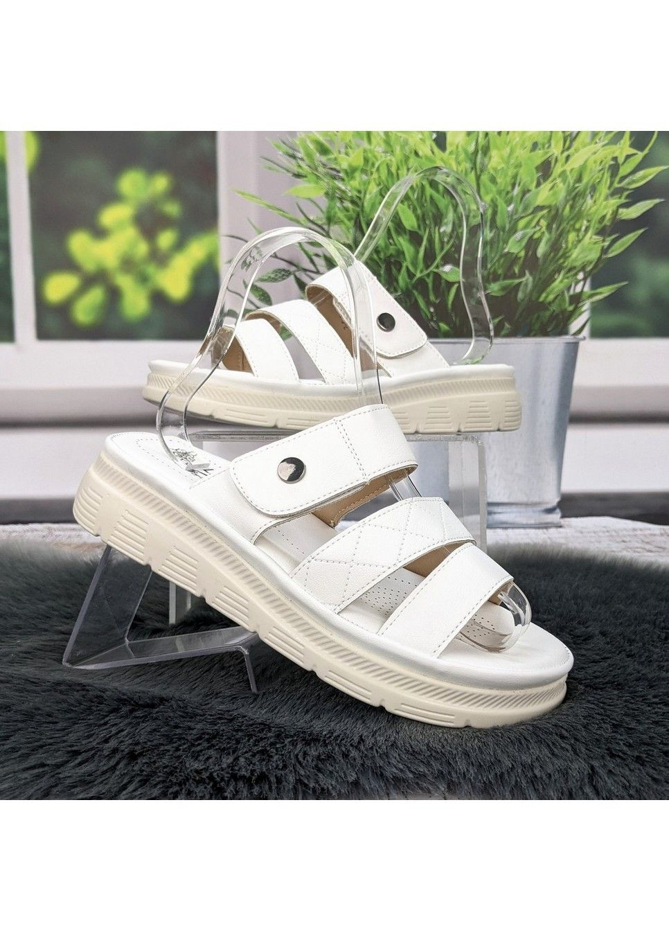 Белые шлепанцы женские Fashion