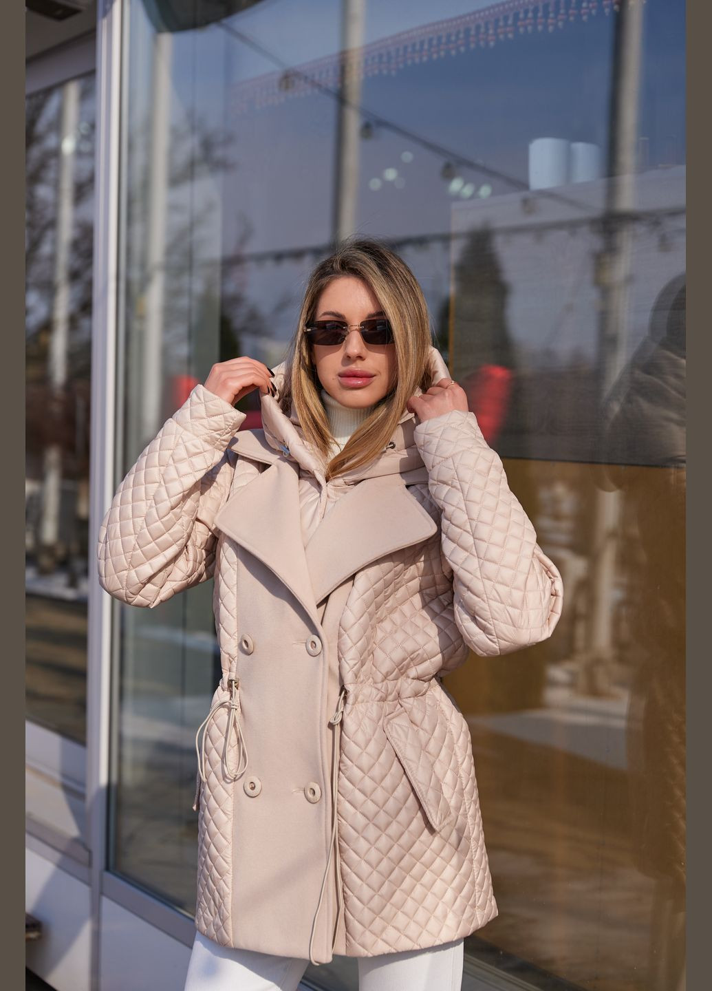 Молочная демисезонная куртка MN