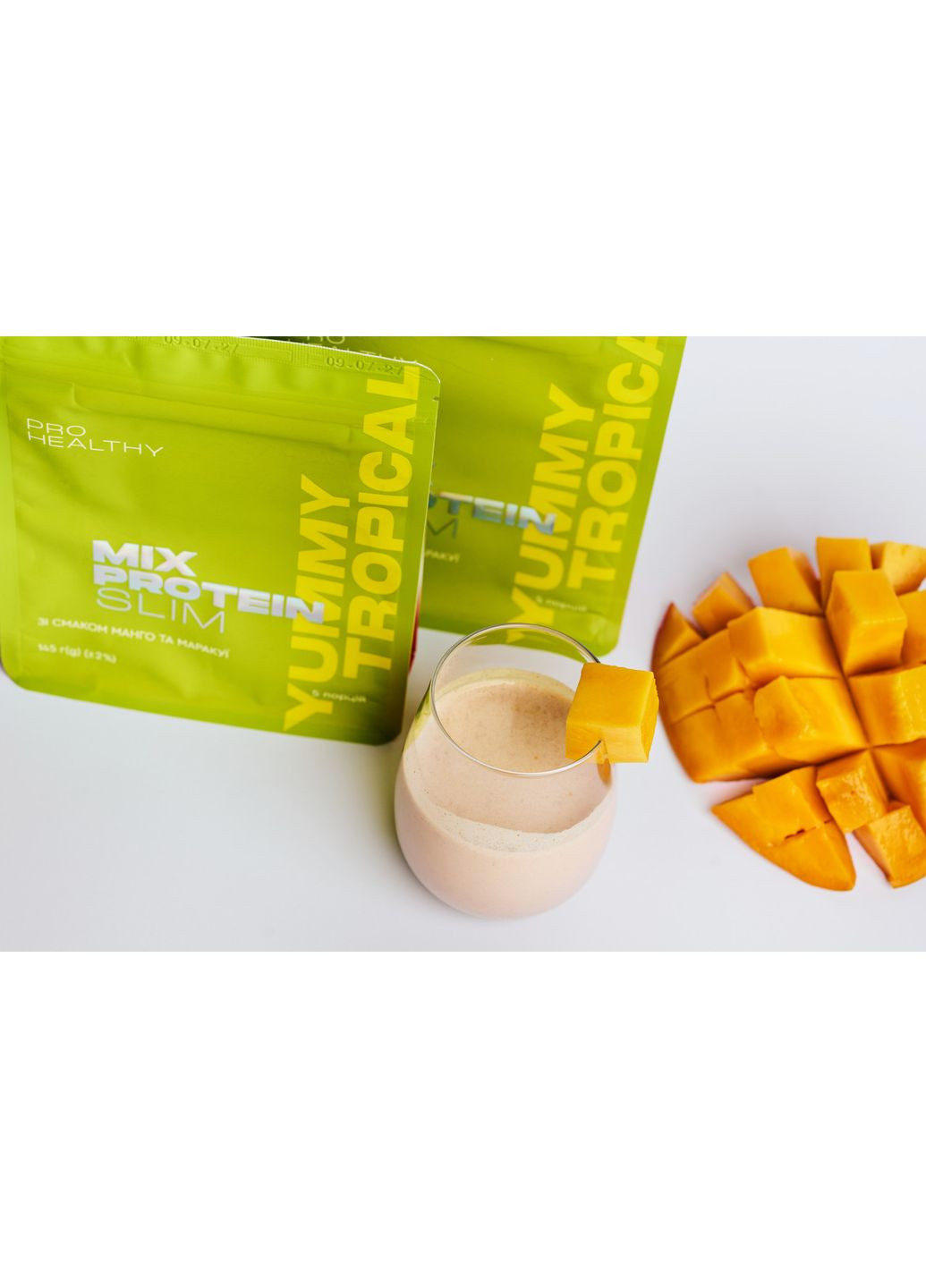 Низкокалорийный питательный коктейль Mix Protein slim Yummy Tropical 145 г CHOICE (361663208)