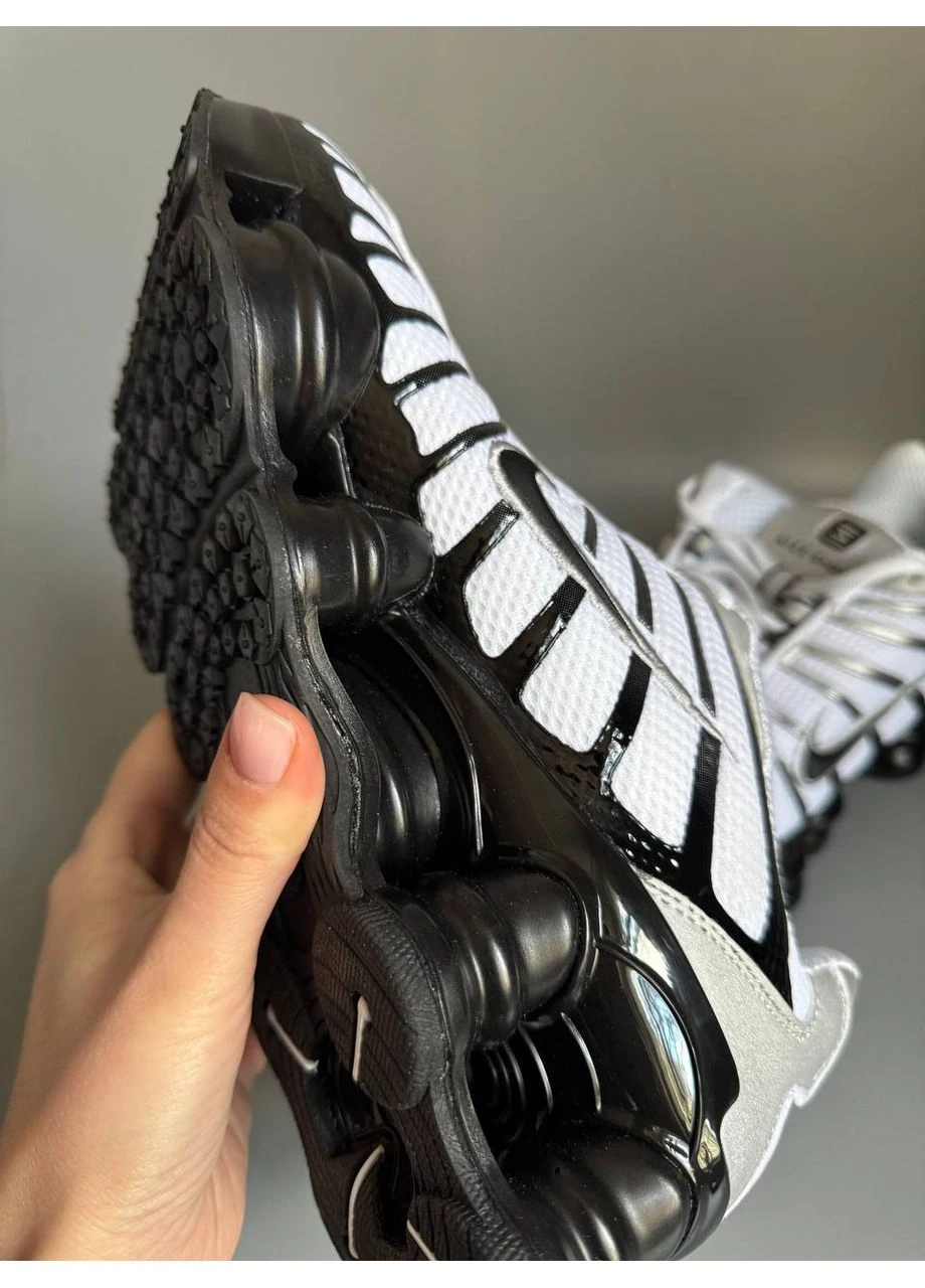 Цветные демисезонные shox tl black/white брак 778 Nike 232143